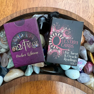 iN2IT Mini Oracle Deck Bundle – Pocket Tarot + Q Oracle Question Cards