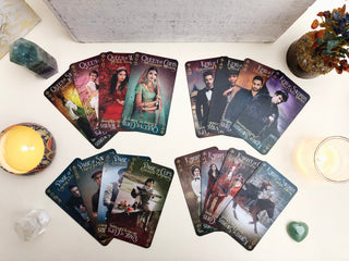 iN2IT Tarot Deck Keywords Edition. Tarot Deck w/78 Tarot Cards + 5 Bonus Oracle Cards.